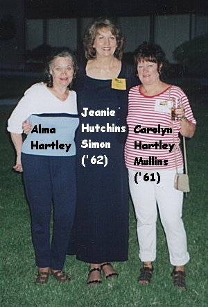 Alma Hartley (Bomber Mom), Jeanie Hutchins, Carolyn Hartley (9'61)